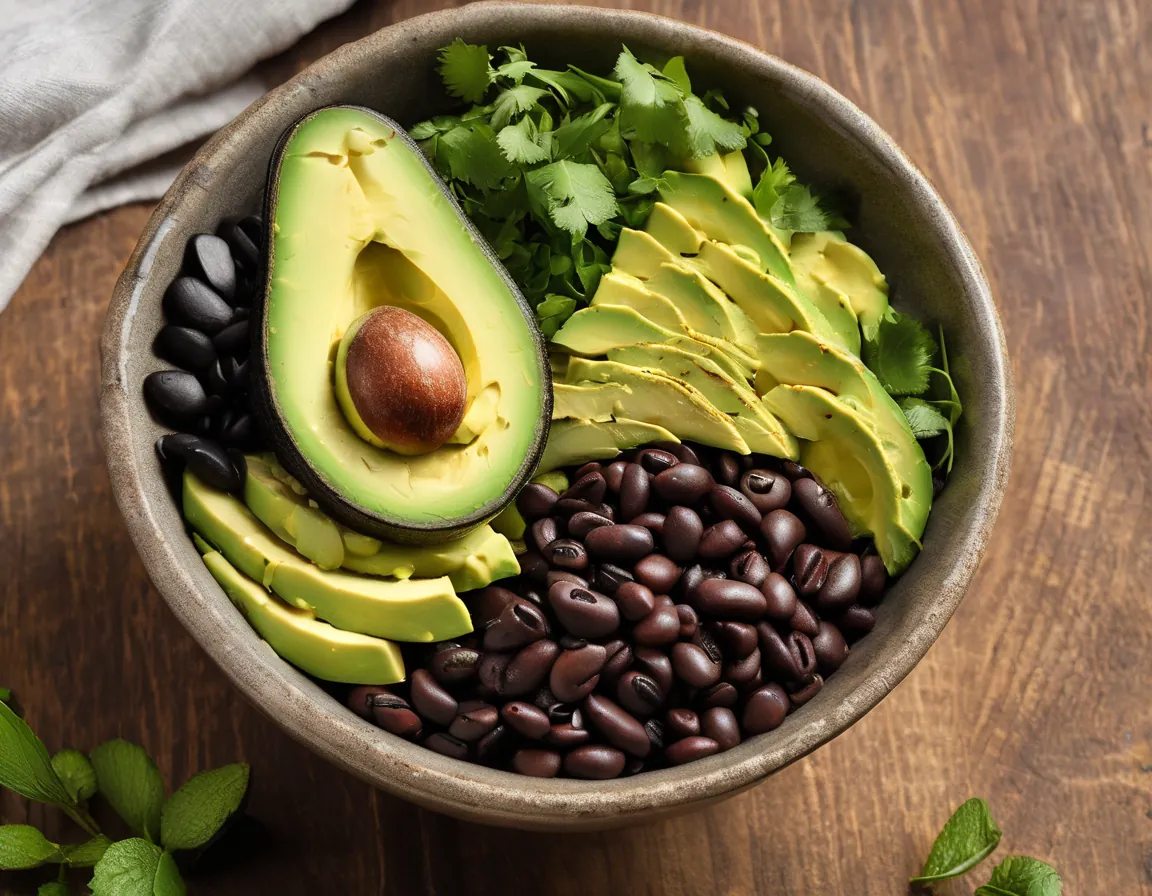 Ensalada de Poder con Aguacate y Frijoles Negros