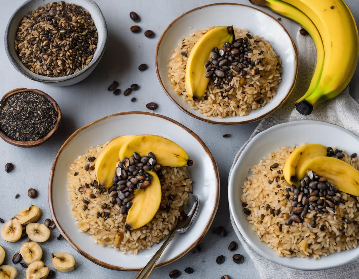 Fiber-Rich Banana Rice Bowl with Cinnamon Adaptado para Constipación Crónica